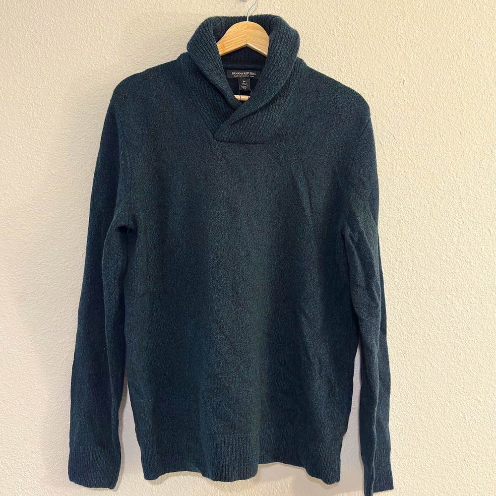 Banana Republic 100% Wool Green Turtleneck Sweater